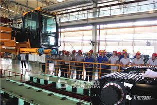 攜手并進，共繪藍圖——湖南山建優秀團隊赴山推挖掘機“歡樂齊魯行”參觀交流側記